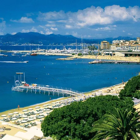 Apartment Reine Astrid-4 *